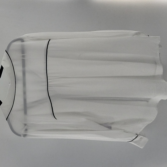 Liz Claiborne White Sheer Off Center Buttoned Notched Collar Blouse NWT - Picture 9 of 16